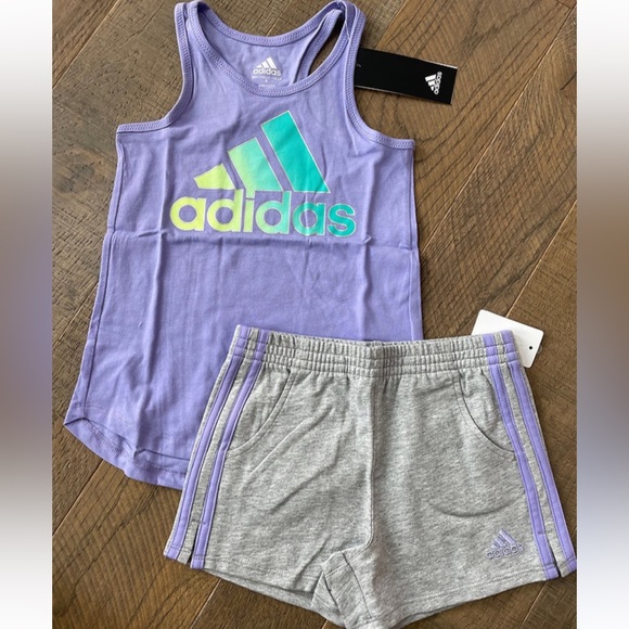 Adidas Little Girl Outfit - Picture 1 of 3